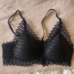 SOFT black lacy bra 34C  worn once